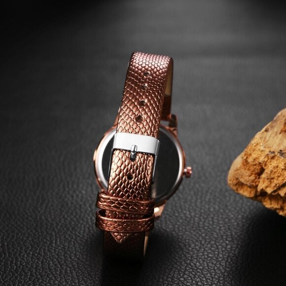 Stylish 32mm Rainbow Leather Watch for Women: Elegant & Precise Quartz Timepiece - Picture 3 of 7